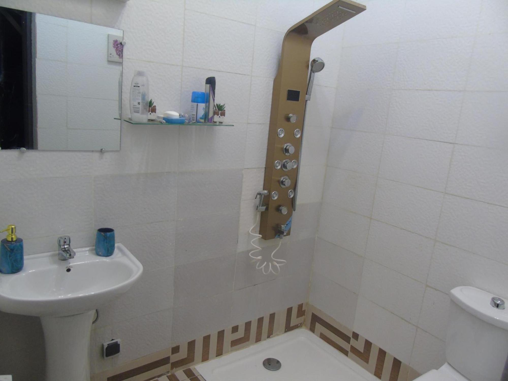 Cocody Here Is Our Lovely 1-Bed Apartment In Abidjan מראה חיצוני תמונה