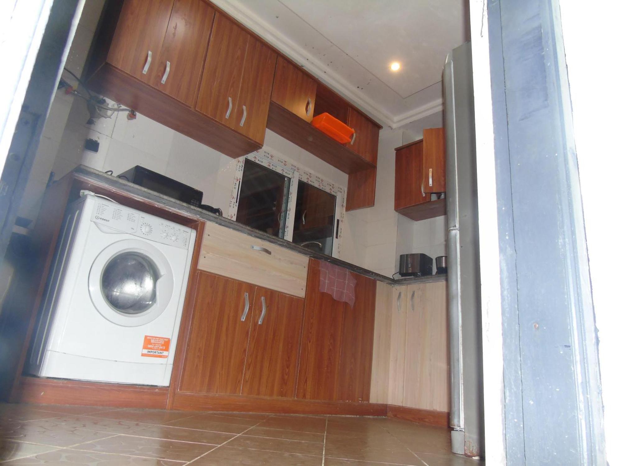 Cocody Here Is Our Lovely 1-Bed Apartment In Abidjan מראה חיצוני תמונה