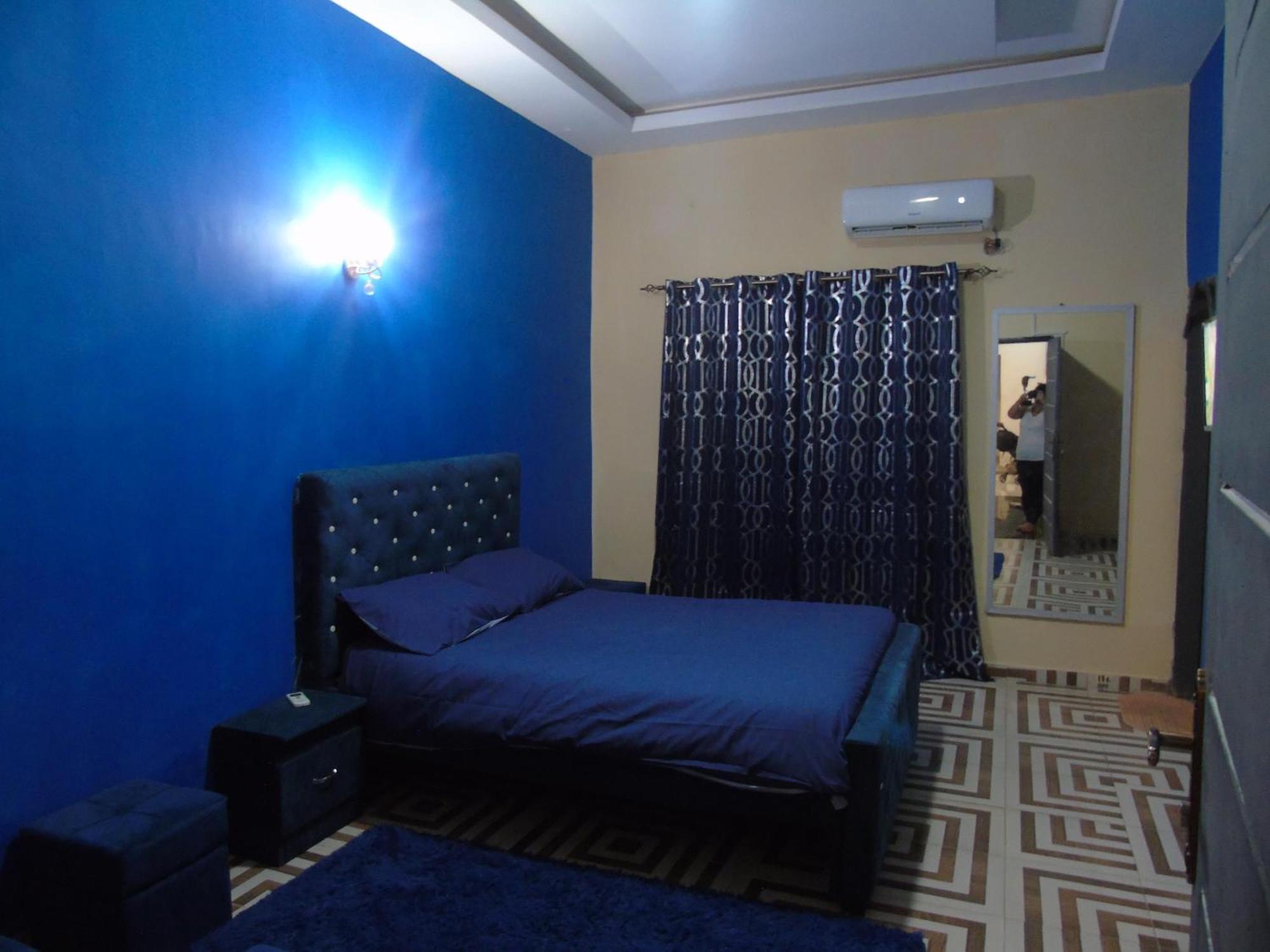 Cocody Here Is Our Lovely 1-Bed Apartment In Abidjan מראה חיצוני תמונה