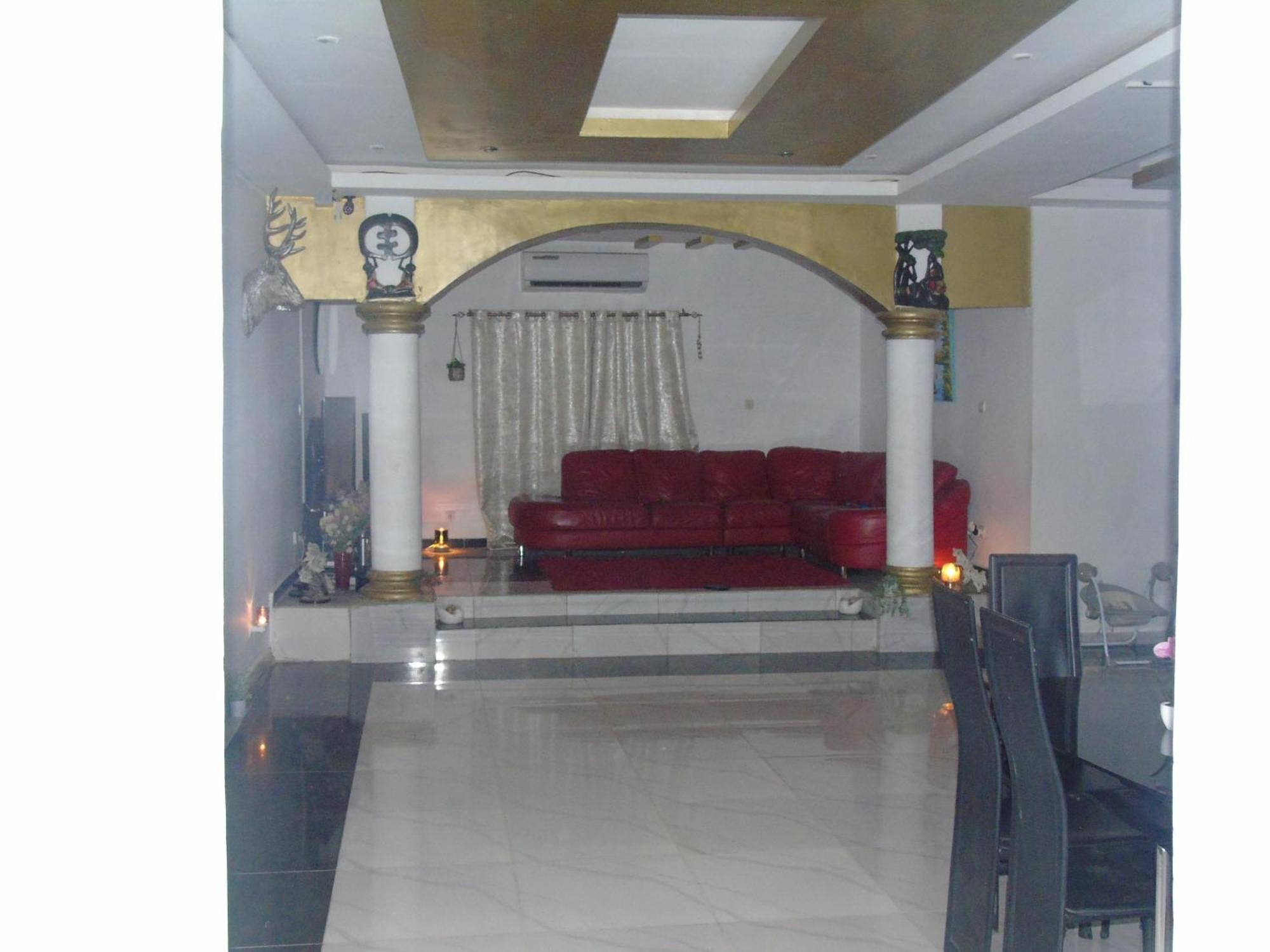 Cocody Here Is Our Lovely 1-Bed Apartment In Abidjan מראה חיצוני תמונה